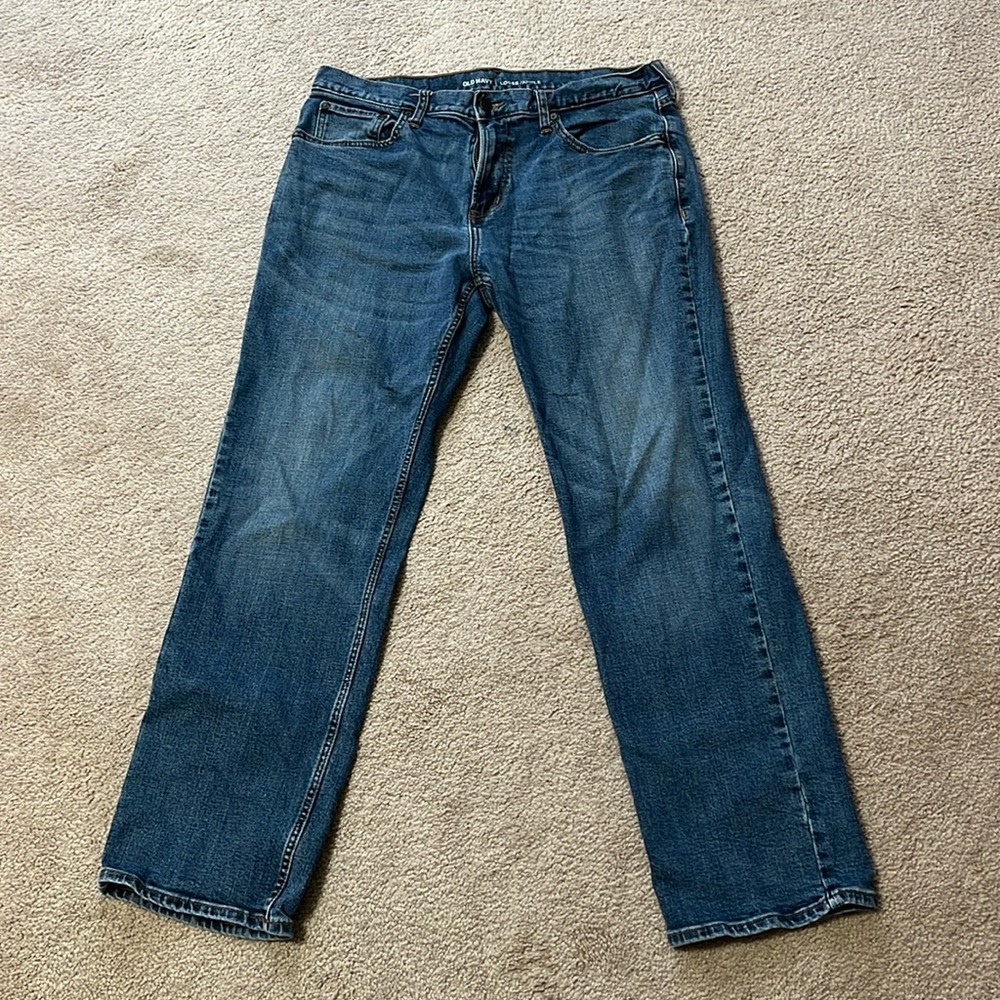 Old Navy men’s jeans. Loose. 34x32.